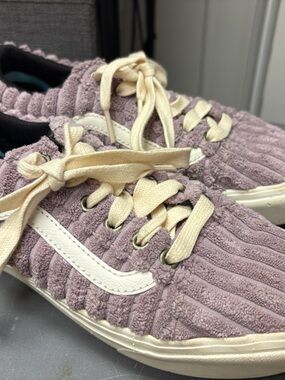 Vans Mauve Corduroy Low-Top Sneakers with Cream Accents